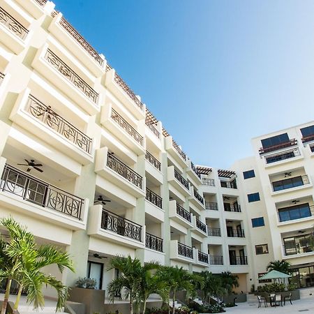 Palmaruba Condos Palm Beach Exterior photo