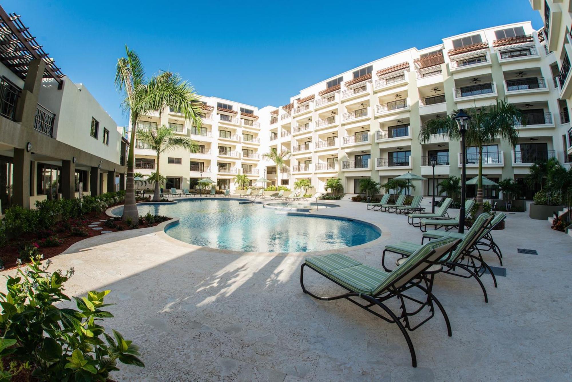 Palmaruba Condos Palm Beach Exterior photo