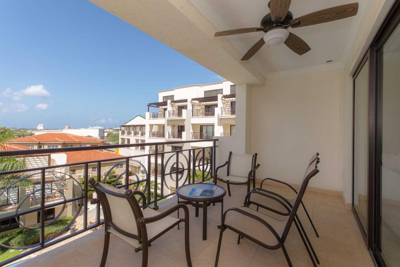 Palmaruba Condos Palm Beach Exterior photo