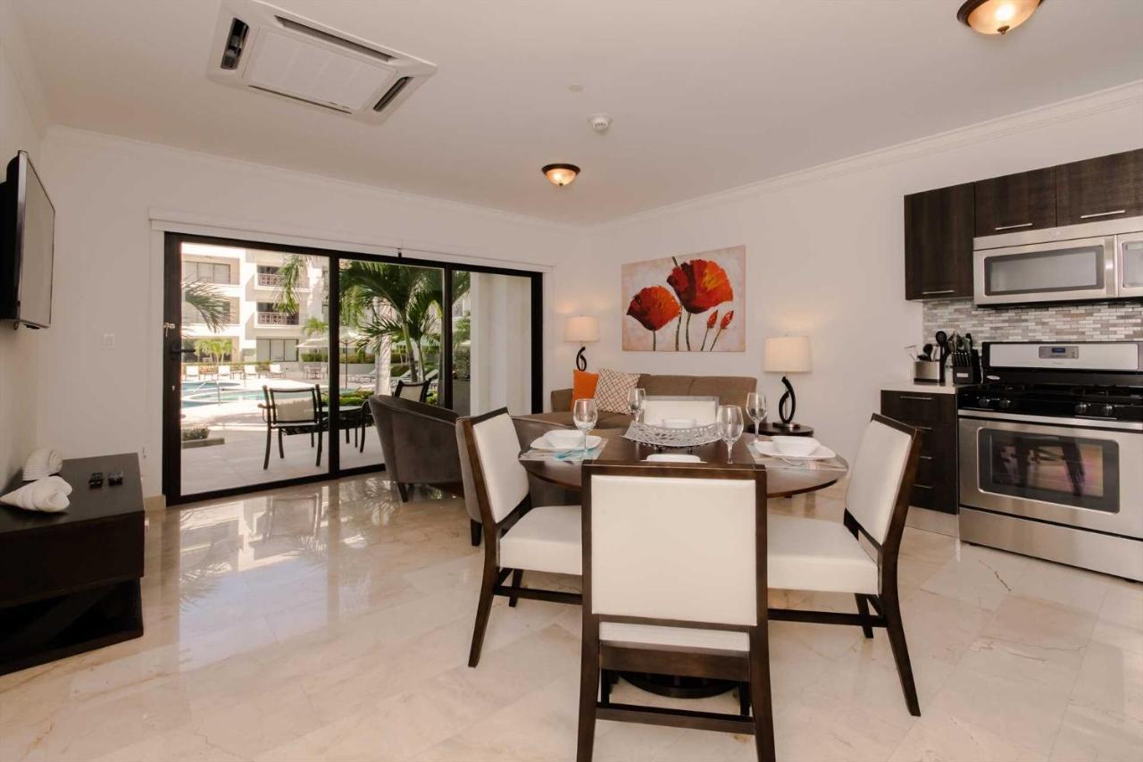 Palmaruba Condos Palm Beach Exterior photo
