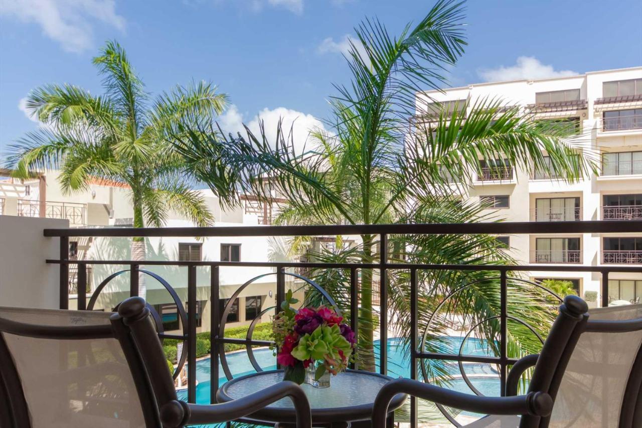Palmaruba Condos Palm Beach Exterior photo