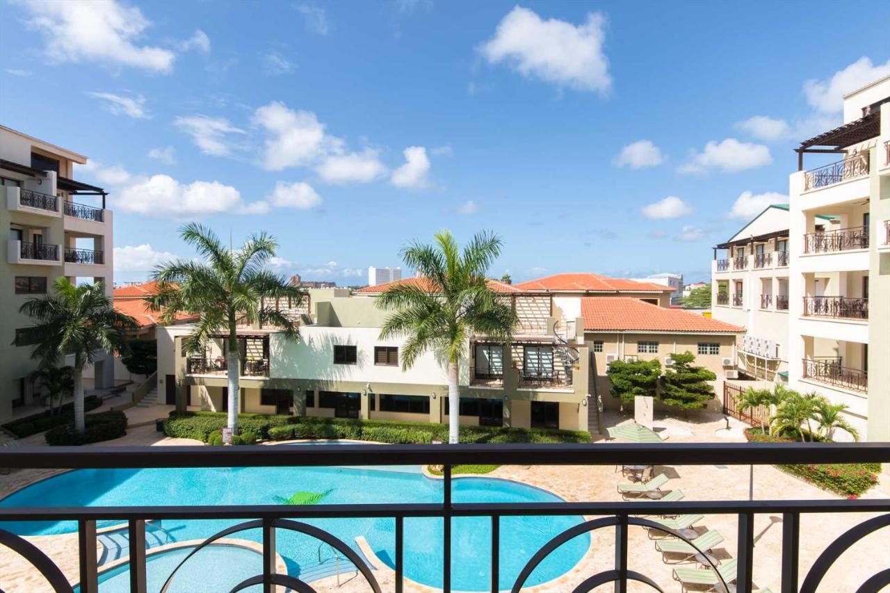 Palmaruba Condos Palm Beach Exterior photo